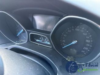 Ford Focus Focus 3 Wagon, Combi, 2010 / 2020 1.0 Ti-VCT EcoBoost 12V 125 picture 24