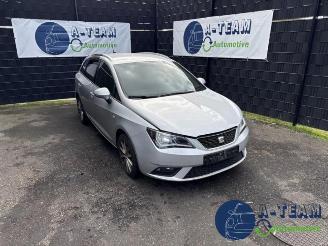 Coche siniestrado Seat Ibiza Ibiza ST (6J8), Combi, 2010 / 2016 1.0 EcoTSI 12V 2017/10