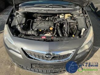 Opel Astra Astra J (PC6/PD6/PE6/PF6), Hatchback 5-drs, 2009 / 2015 1.4 Turbo 16V picture 5