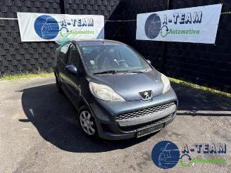 Coche siniestrado Peugeot 107 107, Hatchback, 2005 / 2014 1.0 12V 2010/7