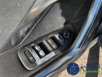 Peugeot 2008 2008 (CU), MPV, 2013 / 2019 1.2 Vti 12V PureTech 82 picture 30