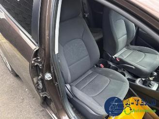 Kia Rio Rio III (UB), Hatchback, 2011 / 2017 1.2 CVVT 16V picture 16