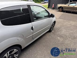 Renault Twingo Twingo II (CN), Hatchback 3-drs, 2007 / 2014 1.2 16V picture 9