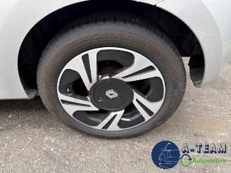 Renault Twingo Twingo II (CN), Hatchback 3-drs, 2007 / 2014 1.2 16V picture 13