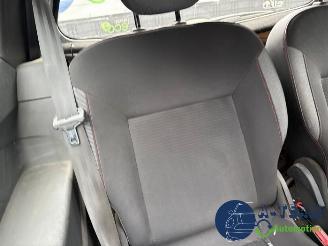 Renault Twingo Twingo II (CN), Hatchback 3-drs, 2007 / 2014 1.2 16V picture 29
