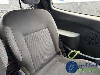 Renault Twingo Twingo II (CN), Hatchback 3-drs, 2007 / 2014 1.2 16V picture 26