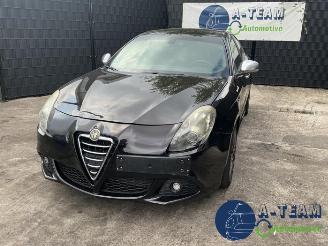 Coche siniestrado Alfa Romeo Giulietta Giulietta (940), Hatchback, 2010 / 2020 1.4 TB 16V MultiAir 2013/10