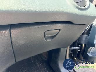 Ford Fiesta Fiesta 6 (JA8), Hatchback, 2008 / 2018 1.25 16V picture 26