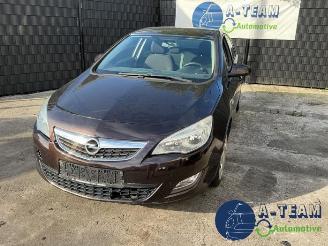 Uttjänta bilar auto Opel Astra Astra J (PC6/PD6/PE6/PF6), Hatchback 5-drs, 2009 / 2015 1.4 16V ecoFLEX 2011/10