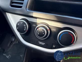 Kia Picanto Picanto (TA), Hatchback, 2011 / 2017 1.0 12V picture 22
