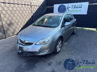 Opel Astra Astra J (PC6/PD6/PE6/PF6), Hatchback 5-drs, 2009 / 2015 1.4 Turbo 16V picture 3