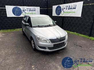 Auto da rottamare Skoda Fabia Fabia II (5J), Hatchback 5-drs, 2006 / 2014 1.2i 12V 2013/1