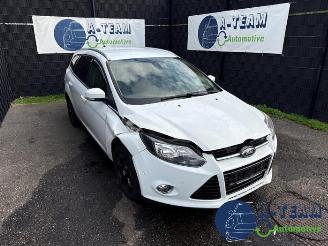 Vrakbiler auto Ford Focus Focus 3 Wagon, Combi, 2010 / 2020 1.0 Ti-VCT EcoBoost 12V 125 2014/9