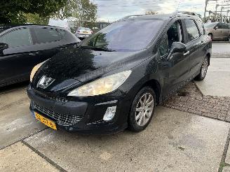 Schadeauto Peugeot 207 16. 16v sw 2009/9