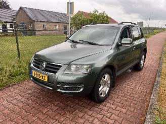 skadebil auto Volkswagen Touareg 3.0 V6 tdi automaat geen scahde 2005/6
