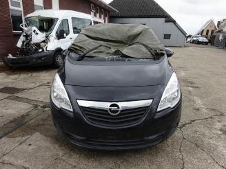 Vrakbiler auto Opel Meriva  2013/5