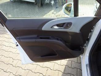 Opel Meriva  picture 8