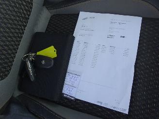 Opel Crossland 1.2 benzine met motorschade picture 9