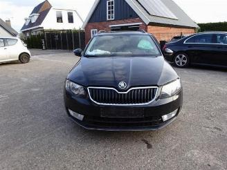 rozbiórka samochody osobowe Skoda Octavia Octavia Combi (5EAC), Combi 5-drs, 2012 / 2020 1.6 TDI Greenline 16V 2016/3