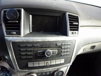 Mercedes ML ML III (166), SUV, 2011 / 2015 2.1 ML-250 CDI 16V BlueTEC 4-Matic picture 16