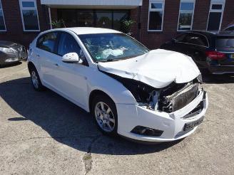 Uttjänta bilar auto Chevrolet Cruze  2012/12