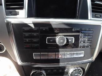 Mercedes ML ML III (166), SUV, 2011 / 2015 3.0 ML-350 BlueTEC V6 24V 4-Matic picture 19