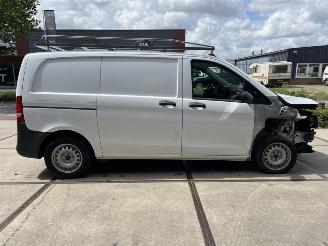 Mercedes Vito 110 CDI Navigatie 2.0D Airco picture 10