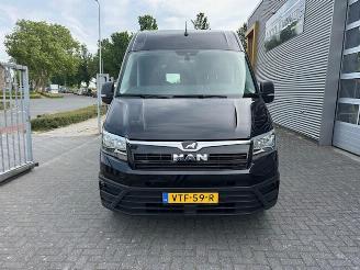 Volkswagen Crafter 35 2.0 TDI L4H3 Highline picture 8