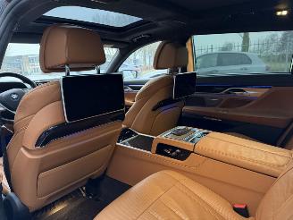 BMW 7-serie 750Li xDrive picture 22