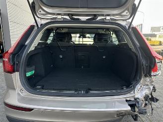 Volvo V-60 2.0 B3 Essential Edition picture 12