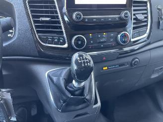 Ford Transit Custom 340 2.0 TDCI L2H1 Limited picture 19