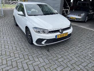 Volkswagen Polo 1.0 TSI Life picture 3