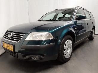 Volkswagen Passat Passat (3B3) Sedan 2.0 (AZM(Euro 4)) [85kW]  (11-2000/03-2005) picture 3