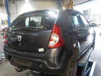 Dacia Sandero Sandero (BS) Hatchback 1.2 16V (D4F-732(D4F-F7)) [55kW]  (11-2008/12-2=
012) picture 3