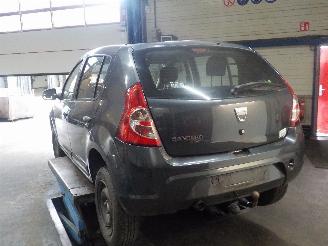 Dacia Sandero Sandero (BS) Hatchback 1.2 16V (D4F-732(D4F-F7)) [55kW]  (11-2008/12-2=
012) picture 4