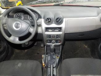 Dacia Sandero Sandero I (BS) Hatchback 1.4 LPG (K7J-714) [53kW]  (01-2009/12-2012) picture 5