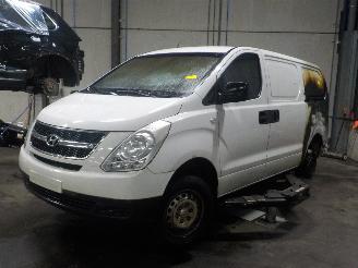 Vrakbiler auto Hyundai H-300 H-300 Van 2.5 CRDi (D4CB) [85kW]  (01-2009/...) 2008/0