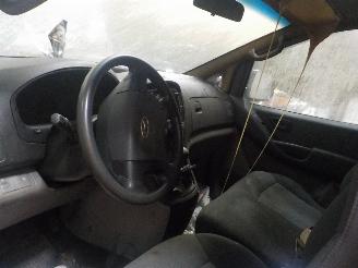 Hyundai H-300 H-300 Van 2.5 CRDi (D4CB) [85kW]  (01-2009/...) picture 5