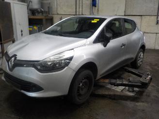 Auto da rottamare Renault Clio Clio IV (5R) Hatchback 5-drs 0.9 Energy TCE 90 12V (H4B-408(H4B-B4)) [=
66kW]  (11-2012/08-2021) 2016/6