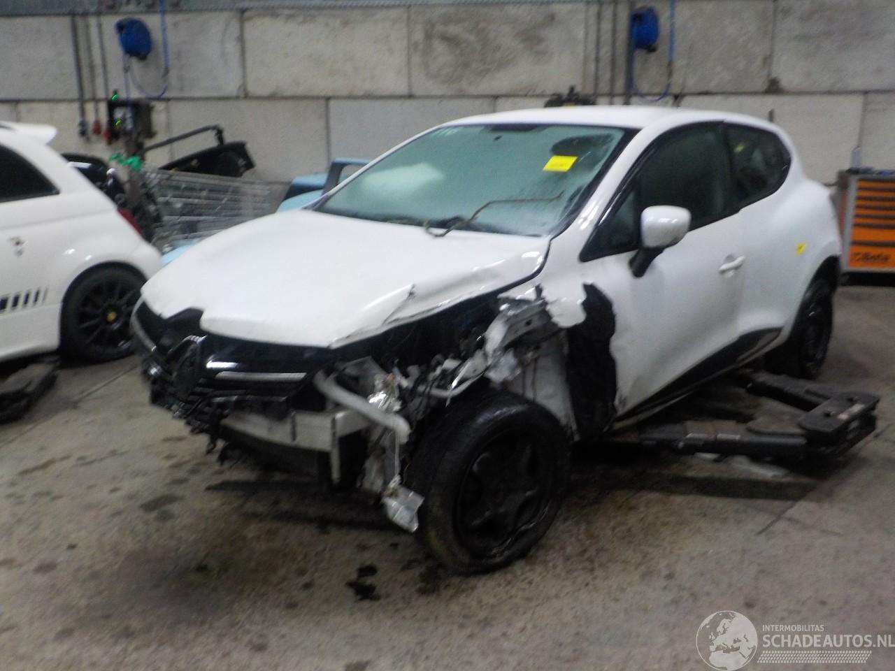 Renault Clio Clio IV (5R) Hatchback 5-drs 1.5 Energy dCi 90 FAP (K9K-639) [66kW]  (=
11-2012/08-2021)