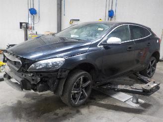 Auto da rottamare Volvo V-40 V40 (MV) 2.0 D4 16V (D4204T14) [140kW]  (05-2014/08-2019) 2013