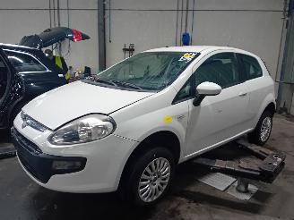 Auto da rottamare Fiat Punto Punto Evo (199) Hatchback 1.3 JTD Multijet 85 16V (199.B.4000(Euro 5))=
 [62kW]  (10-2009/02-2012) 2011