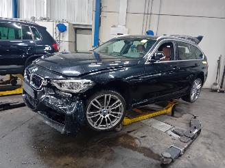 Uttjänta bilar auto BMW 3-serie 3 serie Touring (F31) Combi 320i 2.0 16V (B48-B20A) [135kW]  (07-2015/=
06-2019) 2017