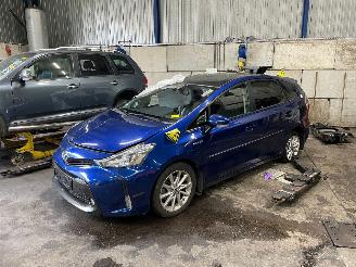 Auto da rottamare Toyota Prius Prius Plus (ZVW4) MPV 1.8 Hybrid 16V (2ZRFXE) [100kW]  (05-2011/...) 2015