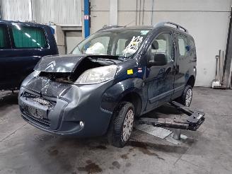 Vrakbiler auto Citroën Nemo Nemo Combi (AJ) MPV 1.4 (TU3A/L5(KFV)) [54kW]  (04-2009/...) 2010