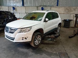 Coche siniestrado Volkswagen Tiguan Tiguan (5N1/2) SUV 2.0 TSI 16V 4Motion (CCZA(Euro 5)) [147kW]  (09-200=
7/07-2018) 2010