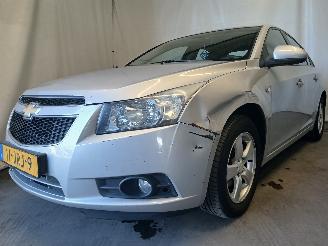 Coche accidentado Chevrolet Cruze Cruze (300) Sedan 1.8 16V VVT (F18D4(Euro 5)) [104kW]  (05-2009/12-201=
5) 2009/8