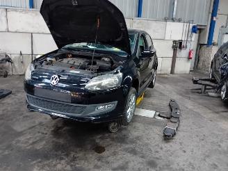 Coche siniestrado Volkswagen Polo Polo V (6R) Hatchback 1.2 TDI 12V BlueMotion (CFWA(Euro 5)) [55kW]  (1=
0-2009/05-2014) 2010
