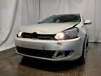 krockskadad bil auto Volkswagen Golf Golf VI Variant (AJ5/1KA) Combi 1.4 TSI 122 16V (CAXA(Euro 5)) [90kW] =
 (07-2009/07-2013) 2010/9