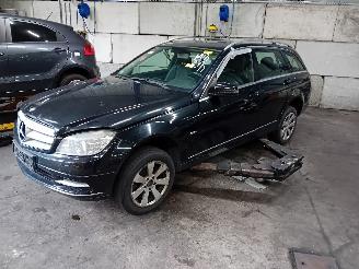 Auto da rottamare Mercedes C-klasse C Estate (S204) Combi 2.2 C-180 CDI 16V BlueEFFICIENCY (OM651.913) [88=
kW]  (04-2010/08-2014) 2010